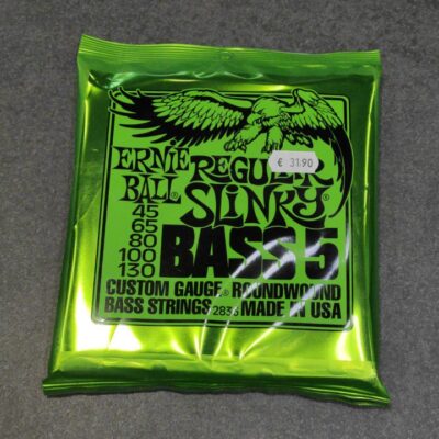 ERNIE BALL 2836 Regular Slinky Bass 5 Corde da basso.