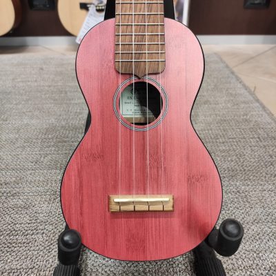 Martin Guitar 0X Uke Bamboo Red – USATO IN GARANZIA-