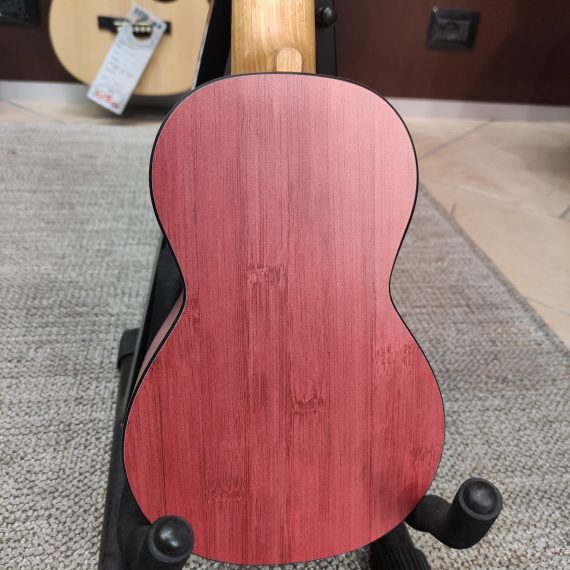 Martin Guitar 0X Uke Bamboo Red - USATO IN GARANZIA- - immagine 4