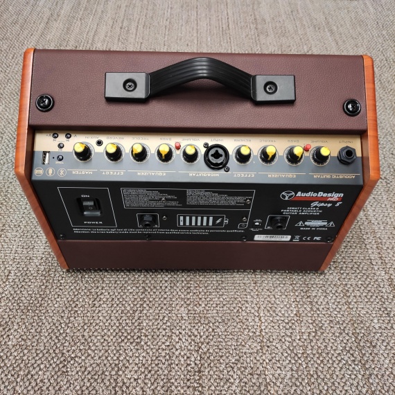 AUDIODESIGN PRO GIPSY 8 AMPLIFICATORE PER CHITARRA ACUSTICA - immagine 2