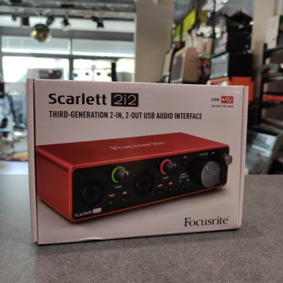 Focusrite Scarlett 2i2 TERZA GENERAZIONE