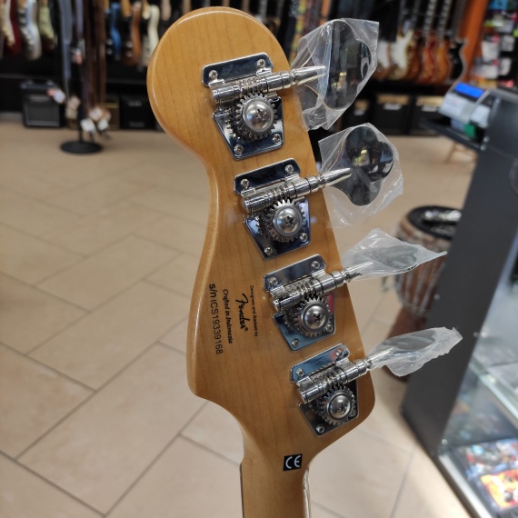 SQUIER Classic Vibe '60s Jazz Bass Black - immagine 4
