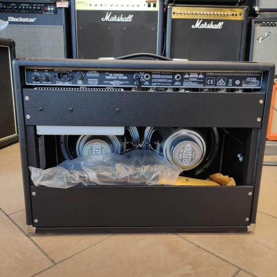 FENDER 68 Custom Vibrolux Reverb - immagine 2