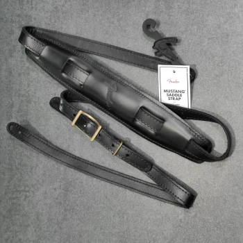 FENDER Mustang Saddle Strap Long Black