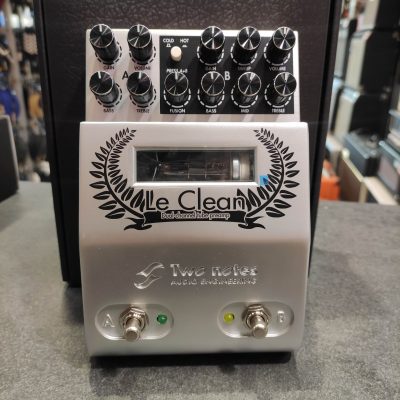 TWO NOTES Le Clean