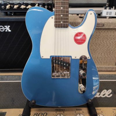 SQUIER FSR Classic Vibe ’60s Custom Esquire Lake Placid Blue