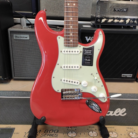 Fender Player Stratocaster Fiesta Red Limited Edition