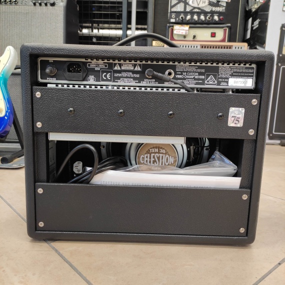 FENDER '68 Custom Vibro Champ Reverb - immagine 2