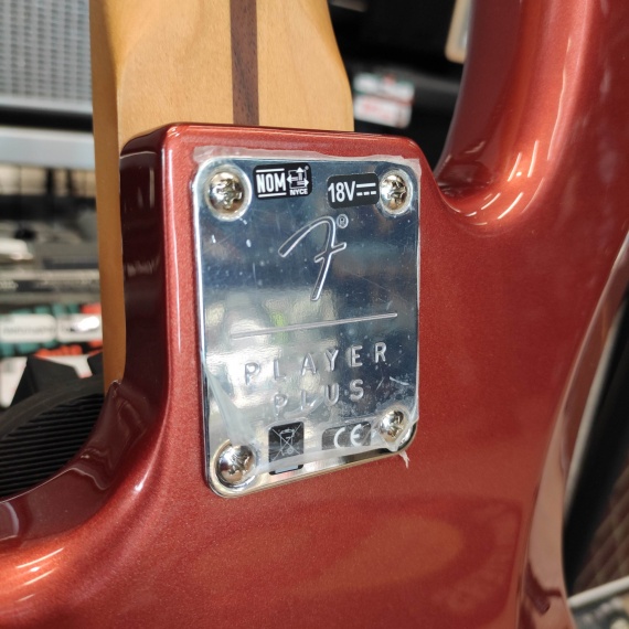 FENDER Player Plus Jazz Bass Aged Candy Apple Red - immagine 3