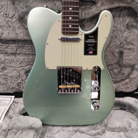 FENDER  American Professional II Telecaster Mystic Surf Green