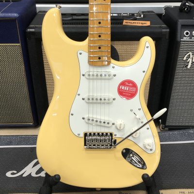 SQUIER FSR Classic Vibe ’70s Stratocaster Vintage White