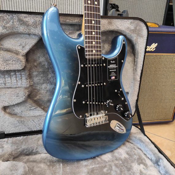 FENDER American Professional II Stratocaster Dark Night - EX DEMO - - immagine 8