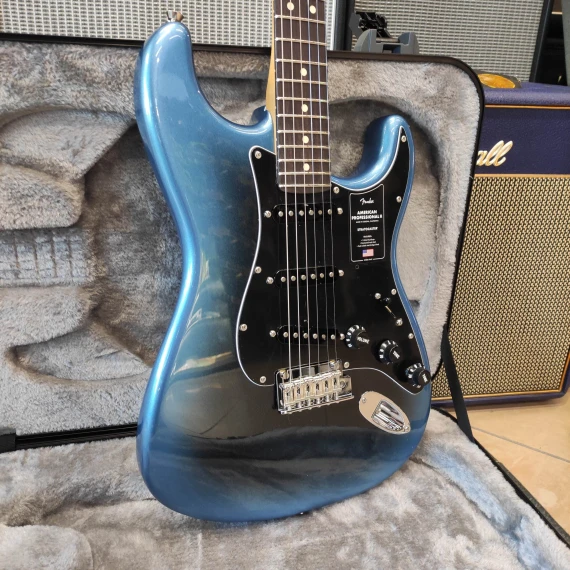 FENDER American Professional II Stratocaster Dark Night - EX DEMO - - immagine 8