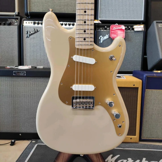 FENDER DUO SONIC Desert Sand