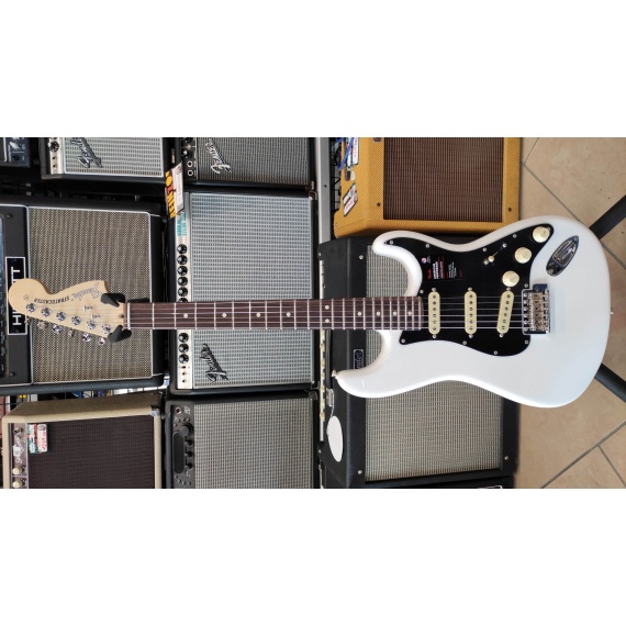 FENDER American Performer Stratocaster Arctic White - immagine 4