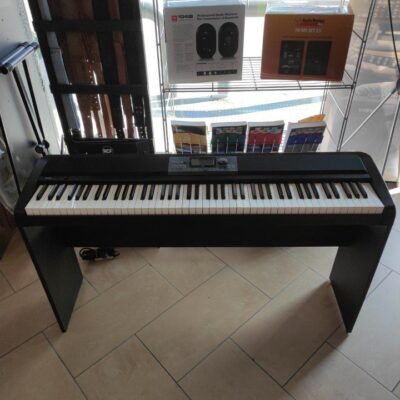 KORG XE20 + STB1BK