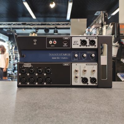 SOUNDCRAFT UI12