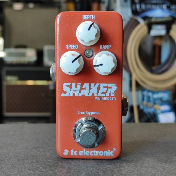 TC ELECTRONIC Shaker Vibrato - USATO IN GARANZIA -