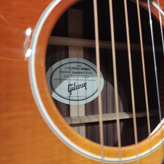 GIBSON STUDIO J45 SUNBURST (2021) -USATO IN GARANZIA- - immagine 3