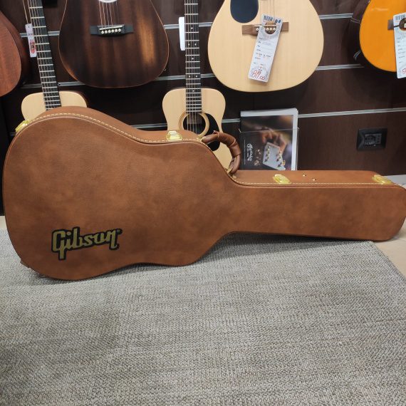GIBSON STUDIO J45 SUNBURST (2021) -USATO IN GARANZIA- - immagine 14