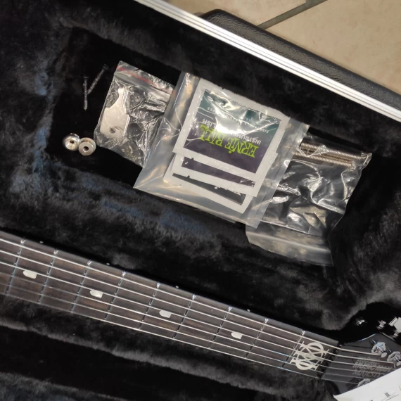 MUSICMAN Majesty Dark Roasted Ebony ( 2019 ) - USATO IN GARANZIA - - immagine 7