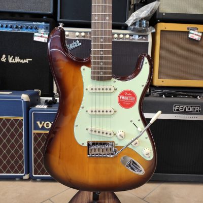 SQUIER FSR Affinity Stratocaster Honey Burst