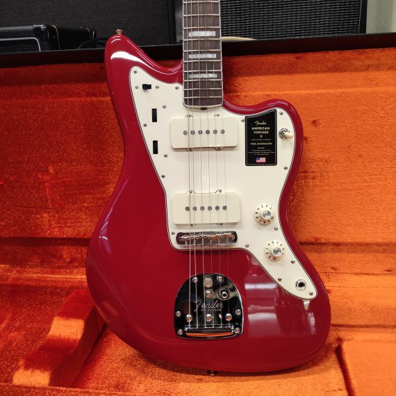 FENDER American Vintage II 1966 Jazzmaster Dakota Red