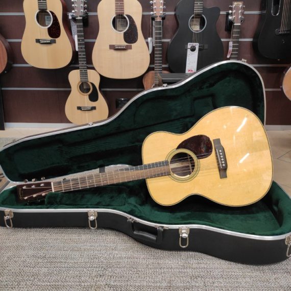 MARTIN OM-28E Natural - immagine 7