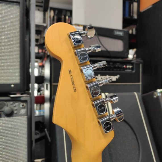 FENDER Limited Edition American Professional II Stratocaster HSS Shell Pink - immagine 7