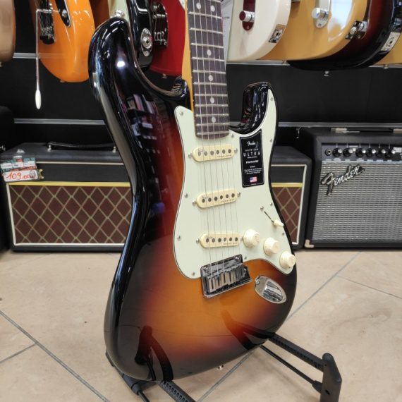 FENDER American Ultra Stratocaster Ultraburst - immagine 2