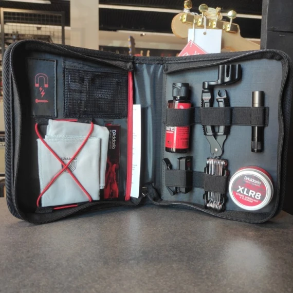 D'ADDARIO NITA STRAUSS HURRICANE KIT (Copia) - immagine 2
