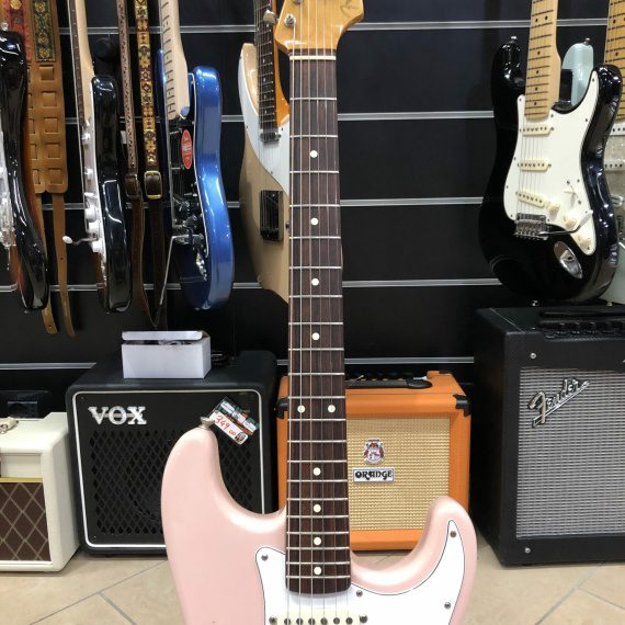 FENDER Classic Series '60s Stratocaster Shell Pink 1999 - USATO IN GARANZIA - - immagine 3