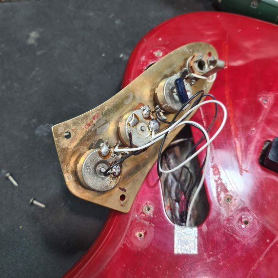FENDER JAZZ BASS CANDY APPLE RED - 1978 U.S.A - USATO IN GARANZIA - - immagine 10