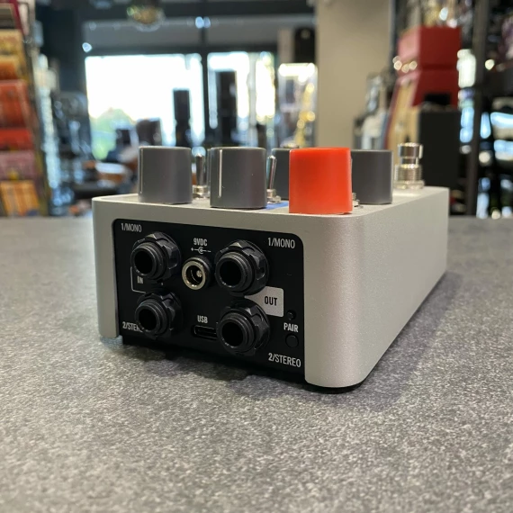 UNIVERSAL AUDIO Max Preamp & Dual Compressor - immagine 2
