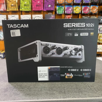 TASCAM 102i