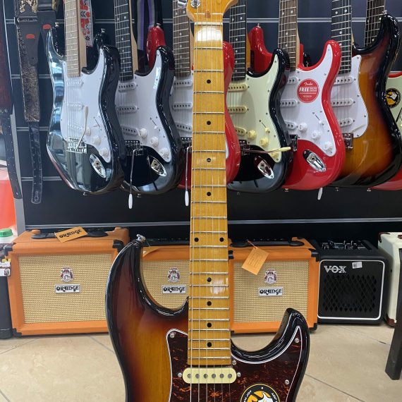 SIRE GUITARS S5 3TONE SUNBURST - immagine 3