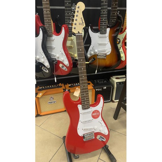 SQUIER FSR Sonic Stratocaster Fiesta Red - immagine 7