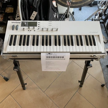 WALDORF Blofeld Keyboard White - USATO IN GARANZIA -