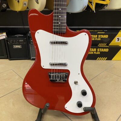 DANELECTRO 67 Series Dano Red