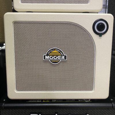MOOER Hornet 30I White