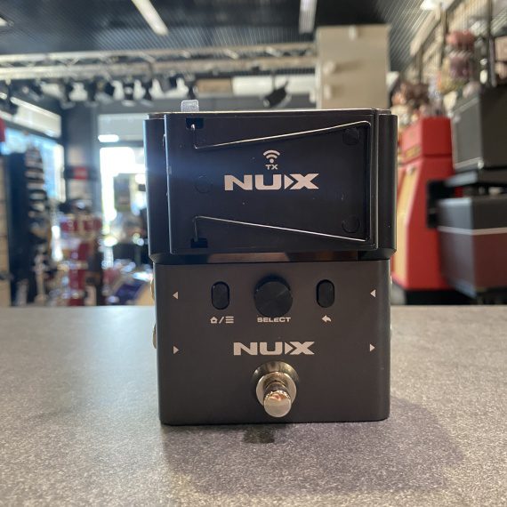 NUX B-8